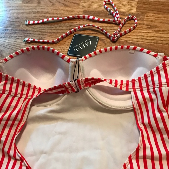 ❤️NWT Zaful Red & White Striped Medium Swimsuit❤️ - Picture 7 of 16
